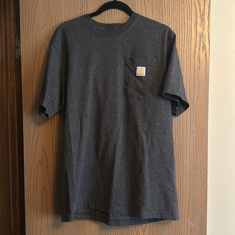 Men’s grey carharrt pocket t-shirt